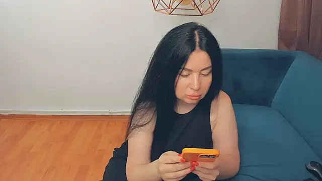 LayaFlow online show from 28, 6, 2026