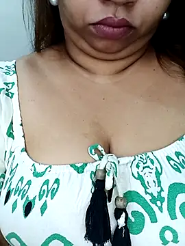 Ravina patil1 online show from 18, 11, 2025