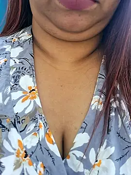 Ravina patil1 online show from 14, 2, 2026