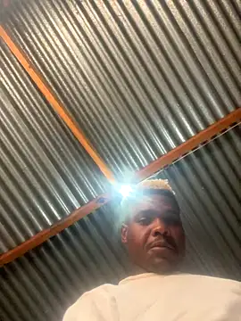 Snapshot of Maskman941 chatting on 17, 10, 2025 Maskman941 online show from 17, 10, 2025