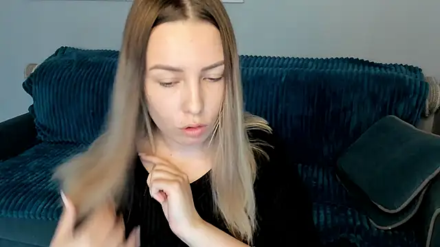 Mia shy1 online show from 24, 1, 2025