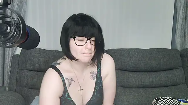 Snapshot of SquirtingIrishShannon chatting on 20, 1, 2025 SquirtingIrishShannon online show from 20, 1, 2025