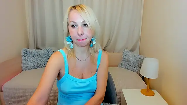 Snapshot of Anny_Jey_ chatting on 16, 2, 2026 Anny Jey online show from 16, 2, 2026