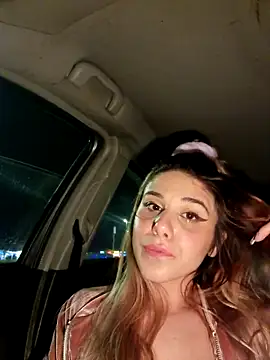 Snapshot of LeylaRosse chatting on 11, 3, 2025 LeylaRosse online show from 11, 3, 2025