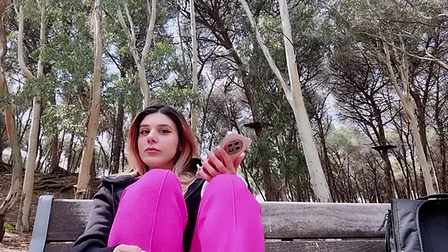 Snapshot of LeylaRosse chatting on 20, 3, 2025 LeylaRosse online show from 20, 3, 2025