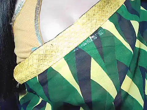 Snapshot of YourGoldenGirl chatting on 19, 4, 2026 YourGoldenGirl online show from 19, 4, 2026