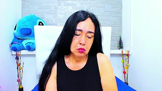 HorniestMilf online show from 28, 9, 2025