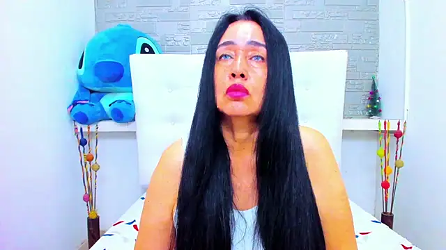 HorniestMilf online show from 15, 12, 2025