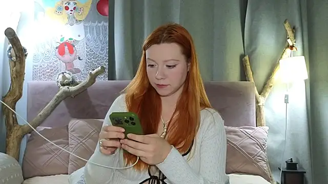 Snapshot of MileyMiller chatting on 9, 6, 2026 MileyMiller online show from 9, 6, 2026