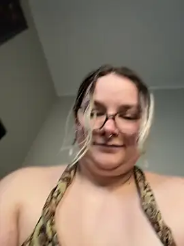 Snapshot of kitten0760 chatting on 7, 6, 2026 kitten0760 online show from 7, 6, 2026