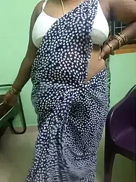 Snapshot of tamil_monasexy chatting on 8, 3, 2025 tamil monasexy online show from 8, 3, 2025