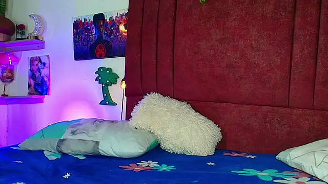 alisson zafiro  online show from 28, 3, 2026