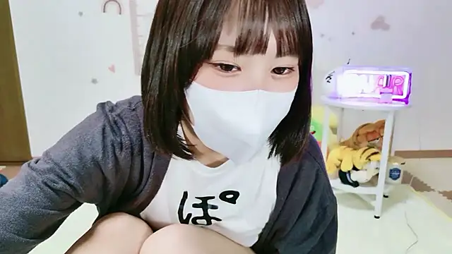 Snapshot of _Iroha_99 chatting on 20, 4, 2026 Iroha 99 online show from 20, 4, 2026