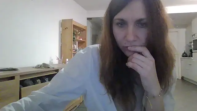 Snapshot of JasmineGlamour chatting on 6, 3, 2026 JasmineGlamour online show from 6, 3, 2026