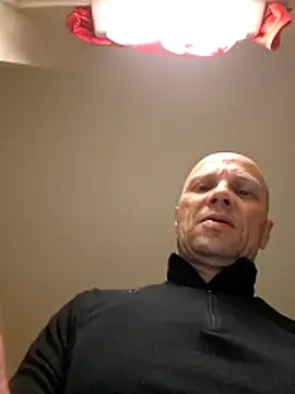 Snapshot of wedge75 chatting on 11, 5, 2026 wedge75 online show from 11, 5, 2026
