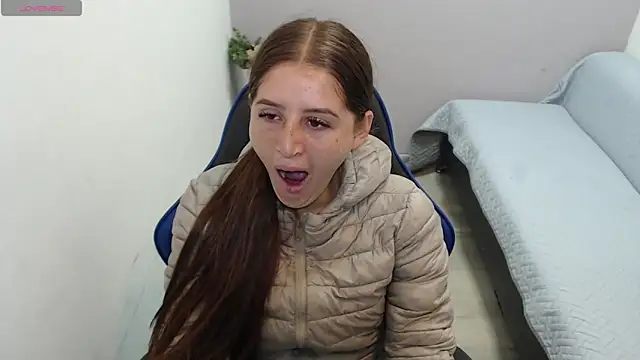 valerie diaz1 online show from 19, 11, 2025