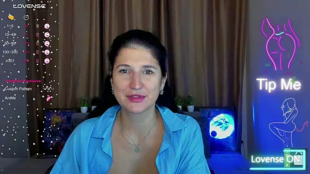 Alianna Solo Kisses online show from 31, 10, 2025