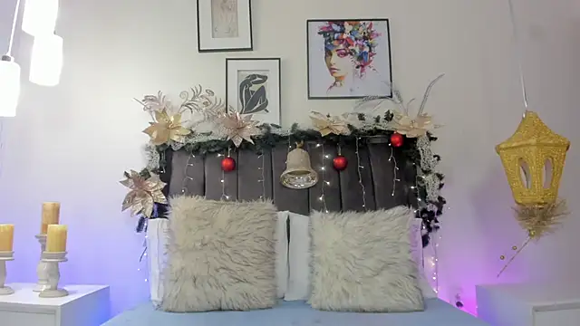 helen mooree online show from 5, 12, 2025