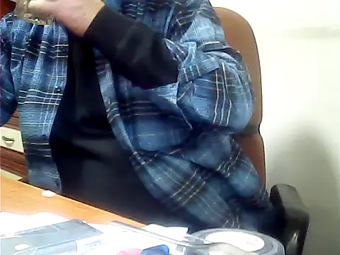 Snapshot of zormen355 chatting on 16, 5, 2026 zormen355 online show from 16, 5, 2026