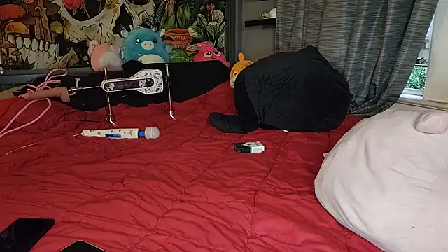 MiaElizabeth online show from 5, 12, 2024