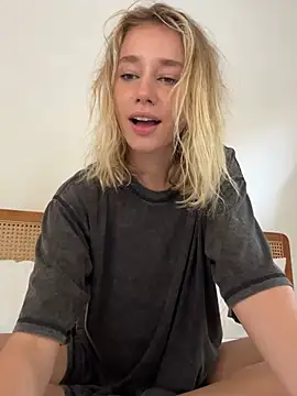 SSSATIVA model online show from 12, 1, 2025