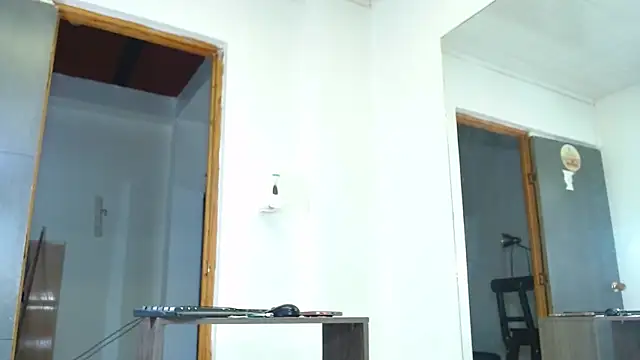 Snapshot of SWEETKAREN chatting on 10, 2, 2026 SWEETKAREN online show from 10, 2, 2026