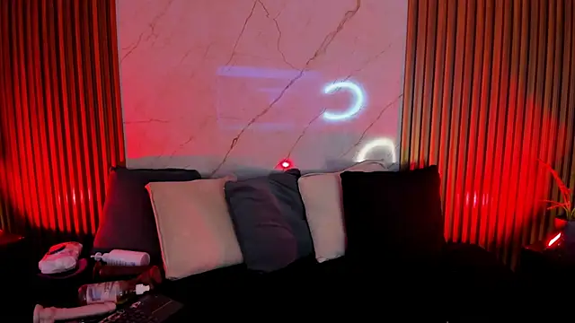 Emiilycollins online show from 23, 1, 2025