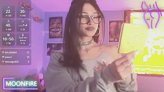 Snapshot of moonfiredancer chatting on 12, 1, 2025 moonfiredancer online show from 12, 1, 2025