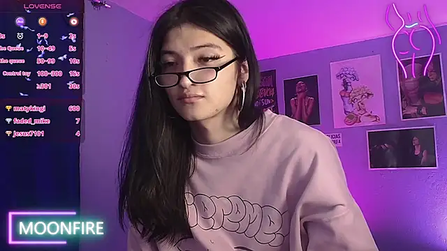 Snapshot of moonfiredancer chatting on 28, 1, 2025 moonfiredancer online show from 28, 1, 2025