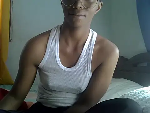 Snapshot of ElianeHot chatting on 3, 7, 2026 ElianeHot online show from 3, 7, 2026
