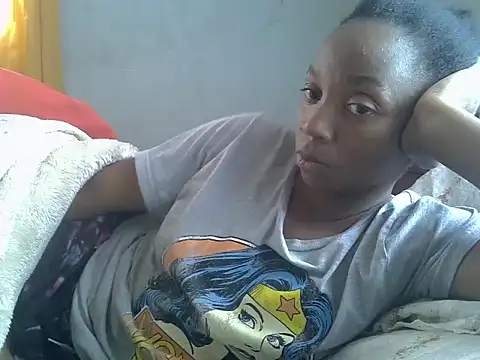 Snapshot of ElianeHot chatting on 9, 7, 2026 ElianeHot online show from 9, 7, 2026