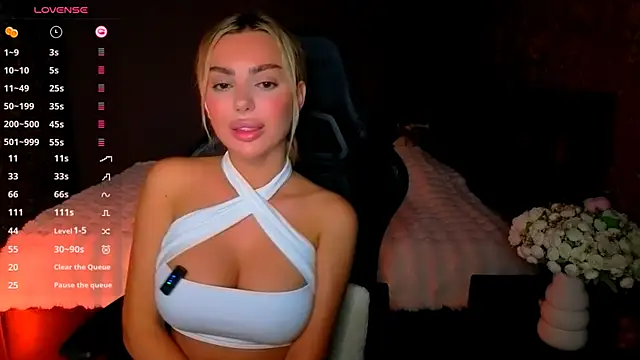 Snapshot of babyleilaa chatting on 6, 7, 2026 babyleilaa online show from 6, 7, 2026