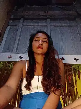 Snapshot of prettybella4u chatting on 8, 6, 2026 prettybella4u online show from 8, 6, 2026