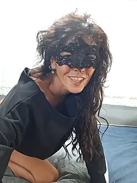 EmySkinny85 online show from 1, 11, 2025