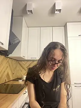 Snapshot of MartiniiSelenna chatting on 22, 11, 2025 MartiniiSelenna online show from 22, 11, 2025