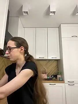 Snapshot of MartiniiSelenna chatting on 24, 11, 2025 MartiniiSelenna online show from 24, 11, 2025