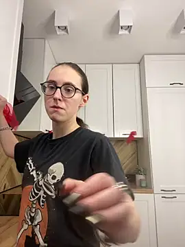 Snapshot of MartiniiSelenna chatting on 7, 3, 2026 MartiniiSelenna online show from 7, 3, 2026