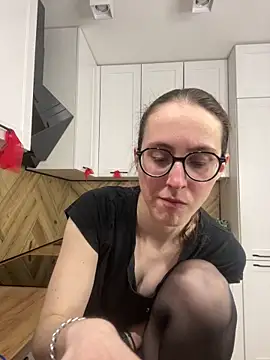 Snapshot of MartiniiSelenna chatting on 11, 4, 2026 MartiniiSelenna online show from 11, 4, 2026