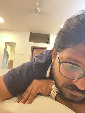 Snapshot of Yours_Teluguboii chatting on 10, 7, 2026 Yours Teluguboii online show from 10, 7, 2026
