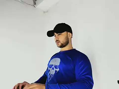 Snapshot of Sebas-hott chatting on 5, 11, 2025 Sebas-hott online show from 5, 11, 2025