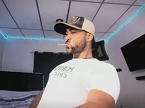 Snapshot of Sebas-hott chatting on 8, 2, 2026 Sebas-hott online show from 8, 2, 2026