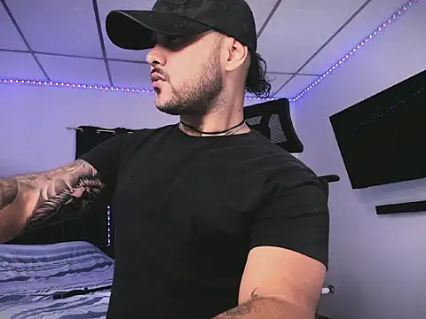 Snapshot of Sebas-hott chatting on 23, 2, 2026 Sebas-hott online show from 23, 2, 2026