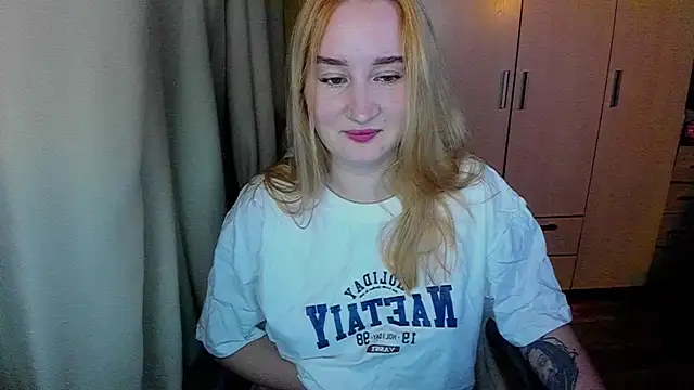 Snapshot of KeiraNight chatting on 14, 6, 2026 KeiraNight online show from 14, 6, 2026