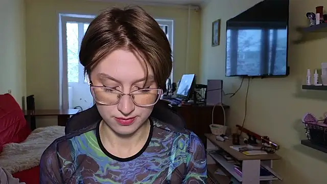 Snapshot of MalvinaBlum chatting on 12, 11, 2025 MalvinaBlum online show from 12, 11, 2025