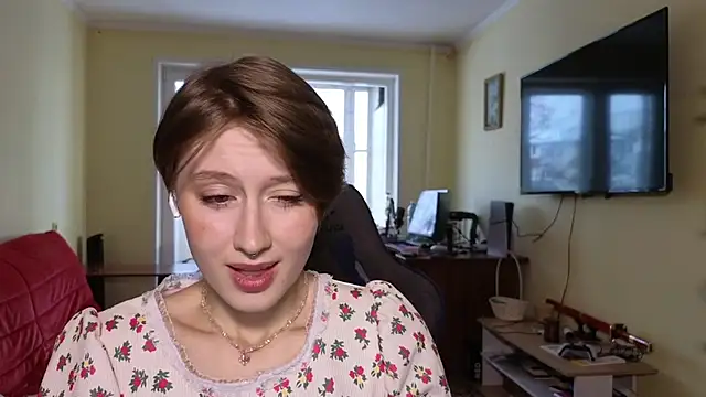 Snapshot of MalvinaBlum chatting on 13, 11, 2025 MalvinaBlum online show from 13, 11, 2025