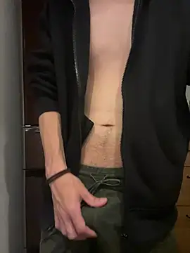 saku chan live online show from 23, 4, 2026