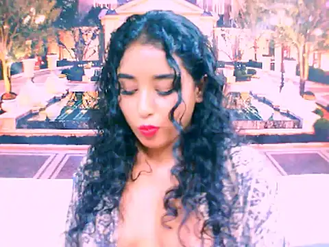 Snapshot of IndianAngel4u chatting on 5, 2, 2025 IndianAngel4u online show from 5, 2, 2025