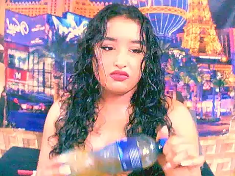 Snapshot of IndianAngel4u chatting on 18, 9, 2025 IndianAngel4u online show from 18, 9, 2025
