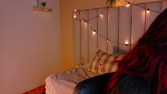 alaia-rogers online show from 18, 12, 2025