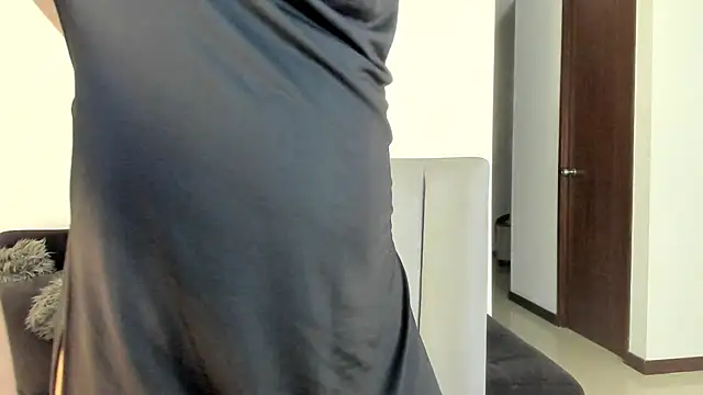 angelturned001 online show from 21, 3, 2025